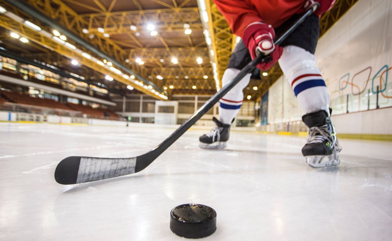 Top wrist guards for hockey players in 2024