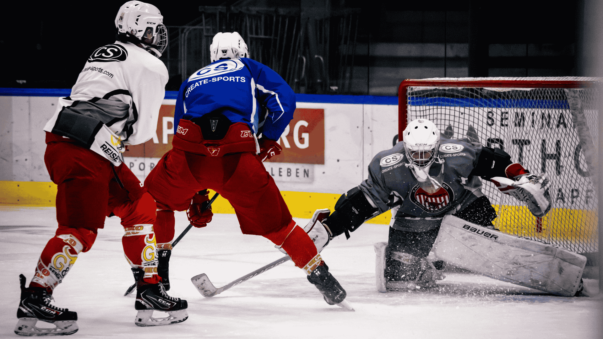 Do Any NHL Players Wear a Neck Guard? Exploring the Growing Trend